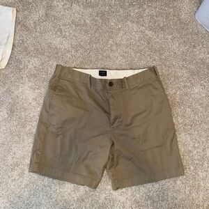J. Crew Men's Flat Front Shorts in Dark Tan